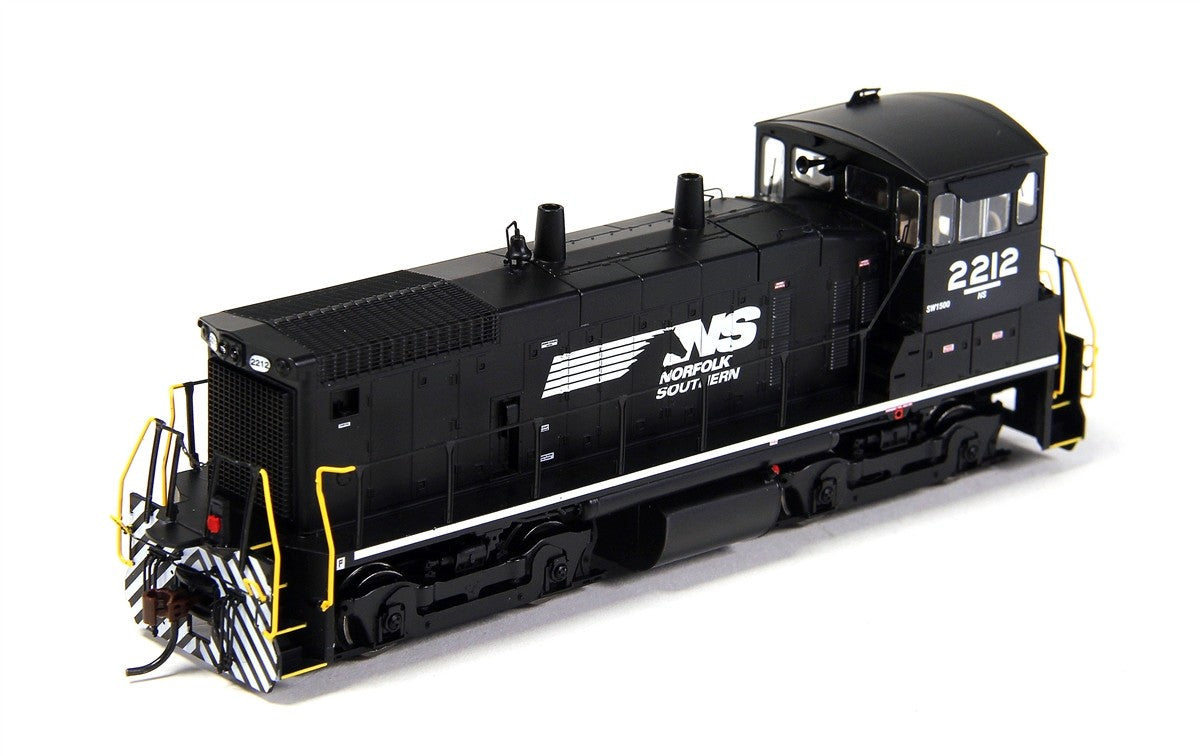 Athearn 98120 HO Norfolk Southern SW1500 Horsehead Locomotive #2212