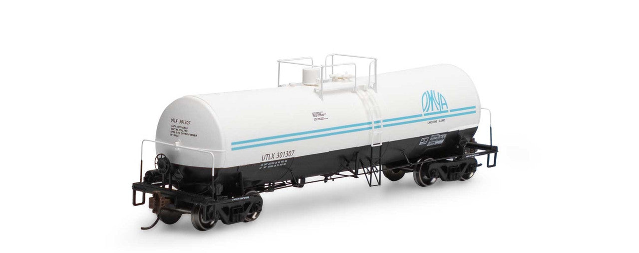 Athearn 16359 HO UTLX RTR 16,000-Gallon Clay Slurry Tank Car #301307