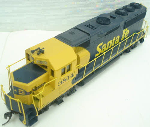 Athearn 4631 HO Santa Fe GP-50 Powered Diesel Locomotive #3814