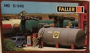 Faller B-948 HO Petrol Diesel Storage Container Building Kit