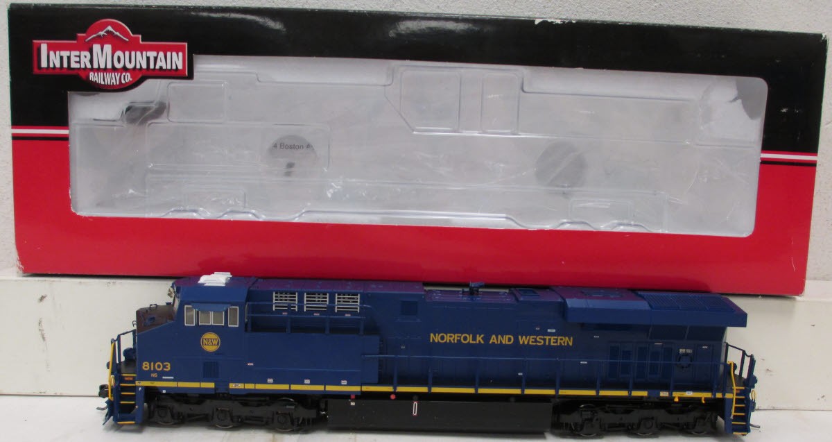 InterMountain 49713S Norfolk & Western GE ES44AC w/Sound