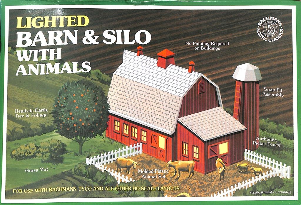 Bachmann 49-2573 HO Lighted Barn with Silo with Animals Building Kit