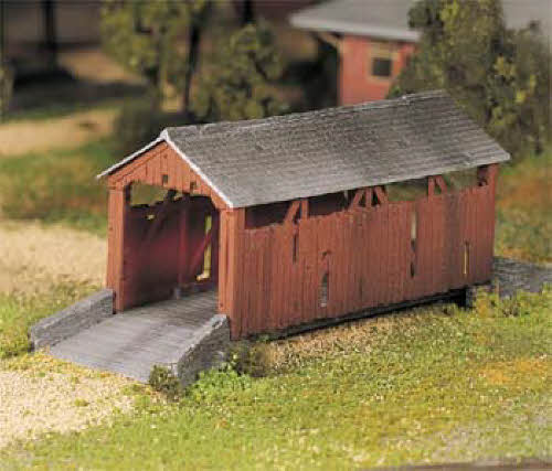 Bachmann 45317 O Plasticville Built-Up Covered Bridge