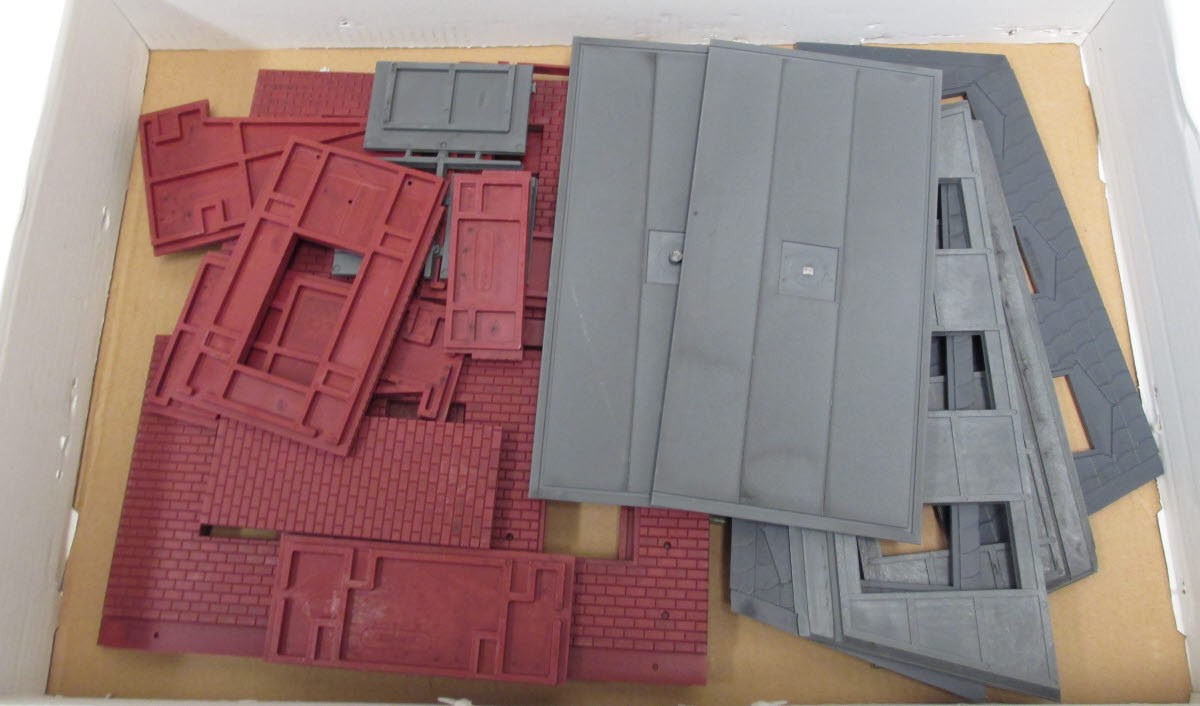 Piko 62054 German Embassy Building Kit