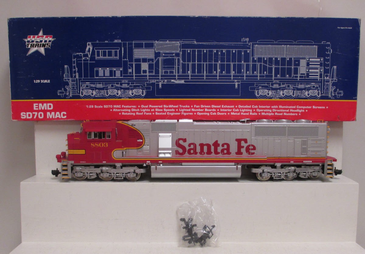 USA Trains R22600 G Gauge Santa Fe EMD SD70MAC Diesel Engine #8803