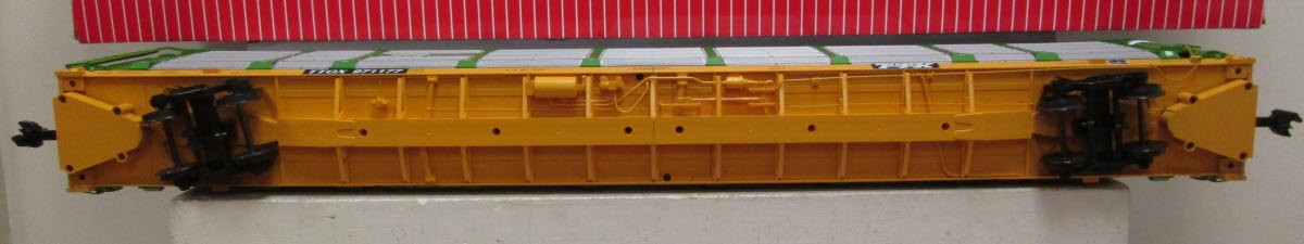 USA Trains R17180 Burlington Northern Bi-level Auto Carrier (Metal Wheels)