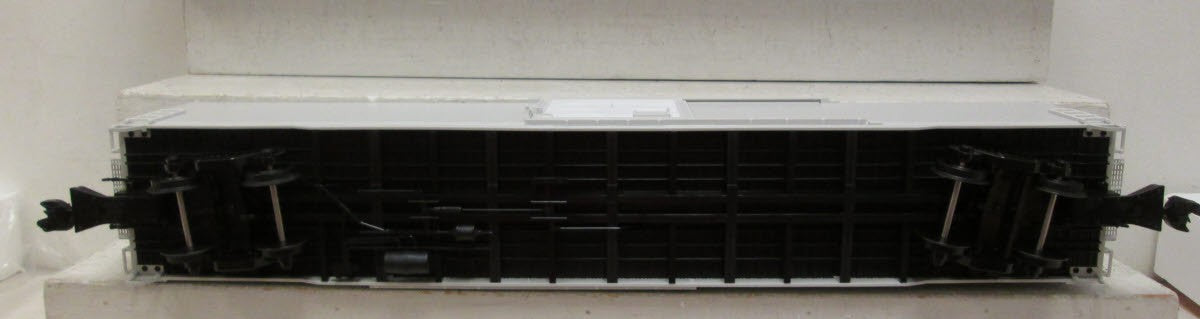 USA Trains R19400XA Undecorated 60' Boxcar (Metal Wheels)