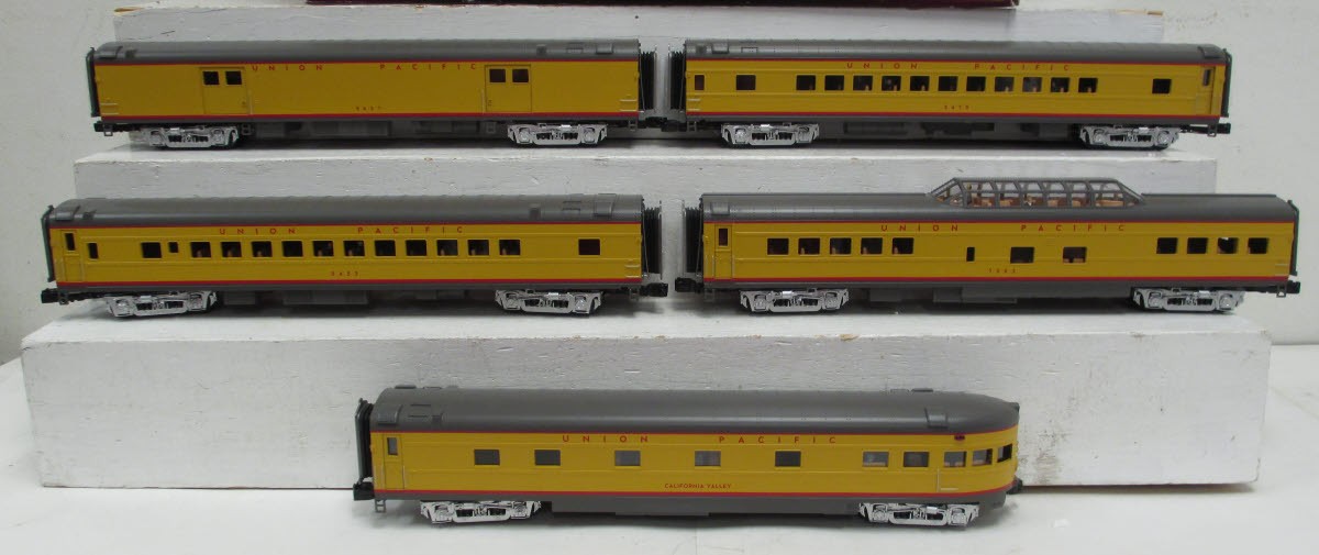 MTH 20-65246 O Union Pacific 70' Streamlined ABS Passenger Car Set (Set of 5)