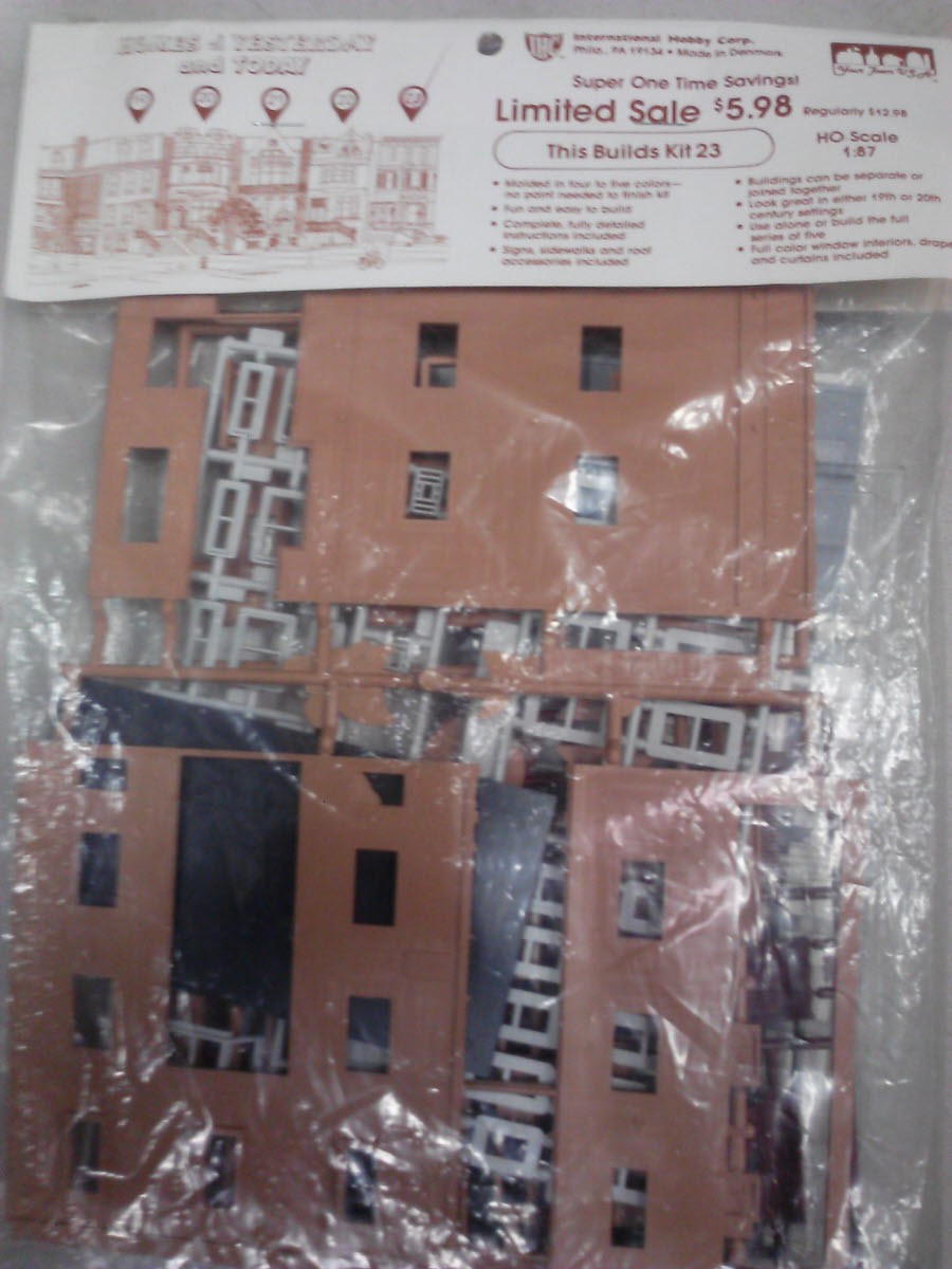 IHC 23 HO Homes of Yesterday and Today Scale Building Kit