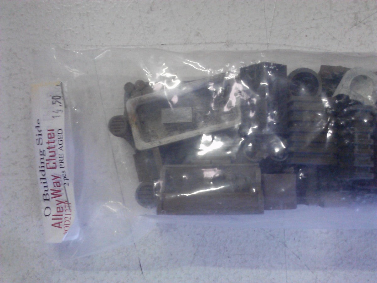 Model Tech Studios OD2127P O Scale Pre-Aged Alley Way Cutter Piles