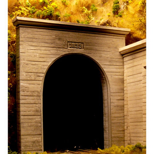 Chooch Enterprises 9720 N Single Track Concrete Tunnel Portal 2-Piece Set