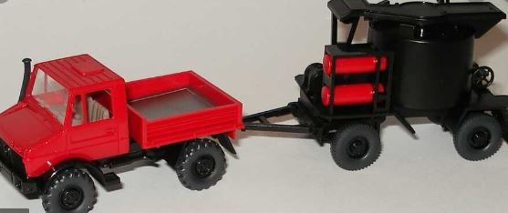 Wiking 40524 1:87 Tractor w/tar kettle