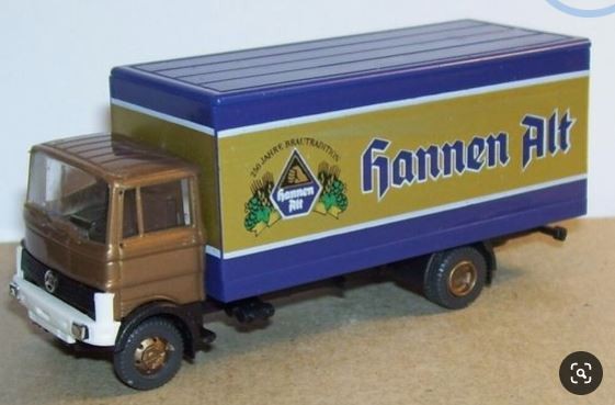 Herpa 811499 HO Dulcolux Mercedes-Benz Box Truck