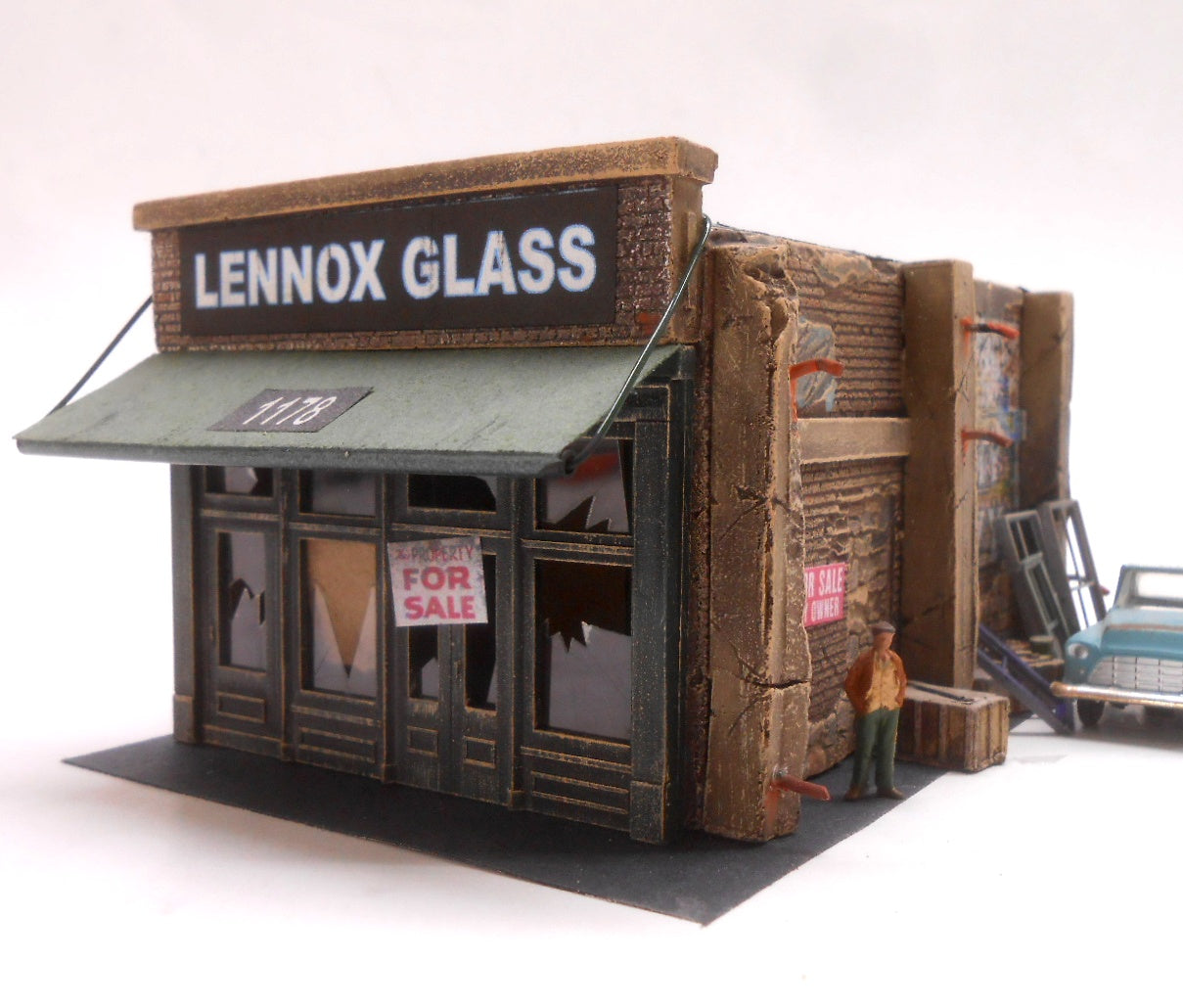 Downtown Deco DD1083 HO Lennox Glass Cast-Hydrocal & Laser-Cut Kit