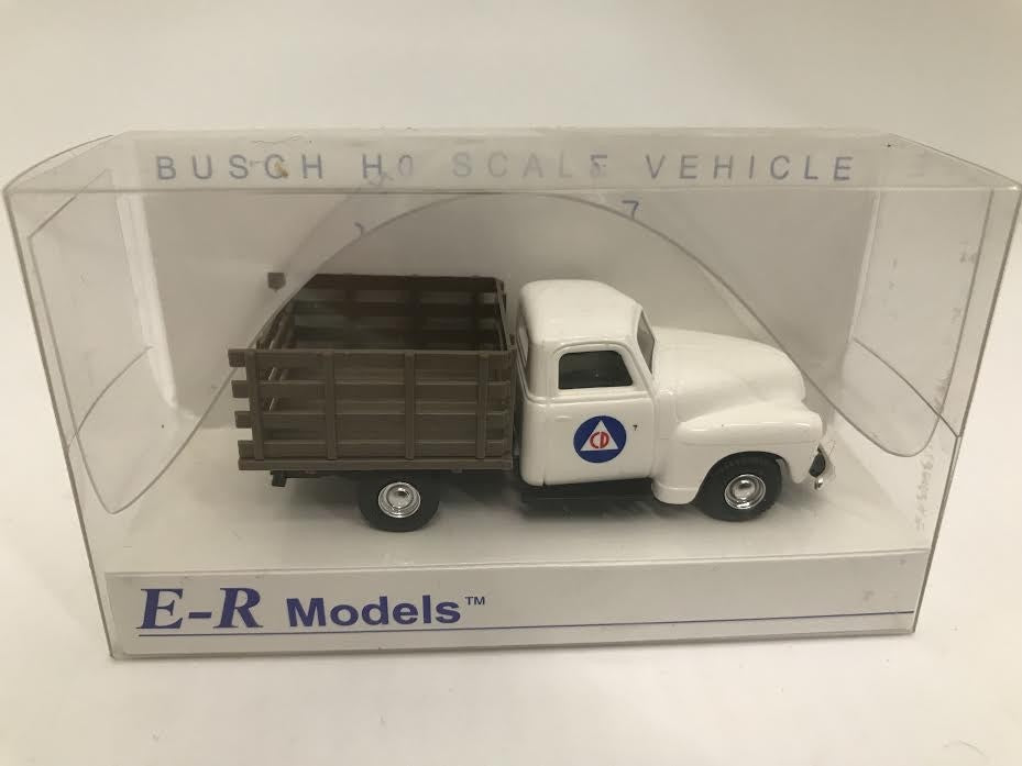 E-R Models 040-92302 HO Busch 1950 Civil Defense Stake Truck