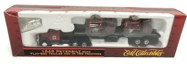 Ertl 4210 HO '48 Peterbilt Flatbed with Tractors Truck