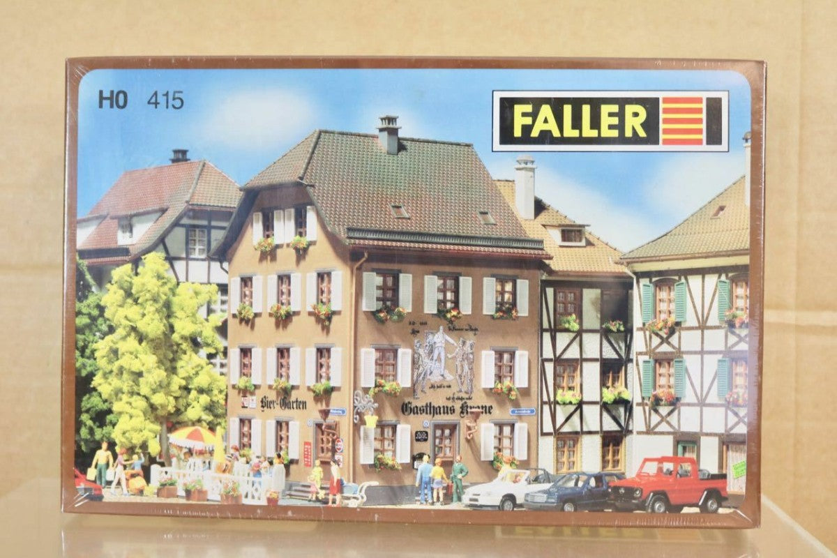 Faller 415 HO Inn "Kronne" Building Kit