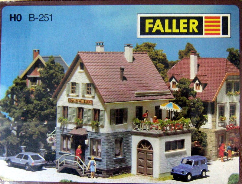 Faller B-251 HO Lindentree Inn Builing Kit