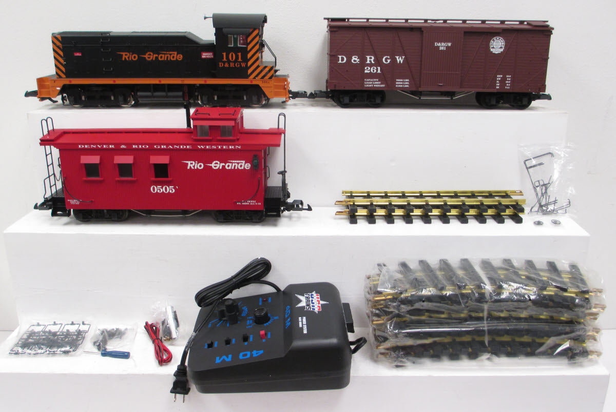 USA Trains R72300 G Denver & Rio Grande Western NW-2 Train Starter Set