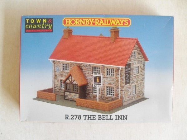 Hornby R278 OO The Bell Inn Building Kit