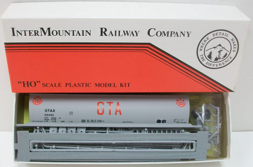 InterMountain GTAX-11 GTA 4-Bay Covered Hopper Kit