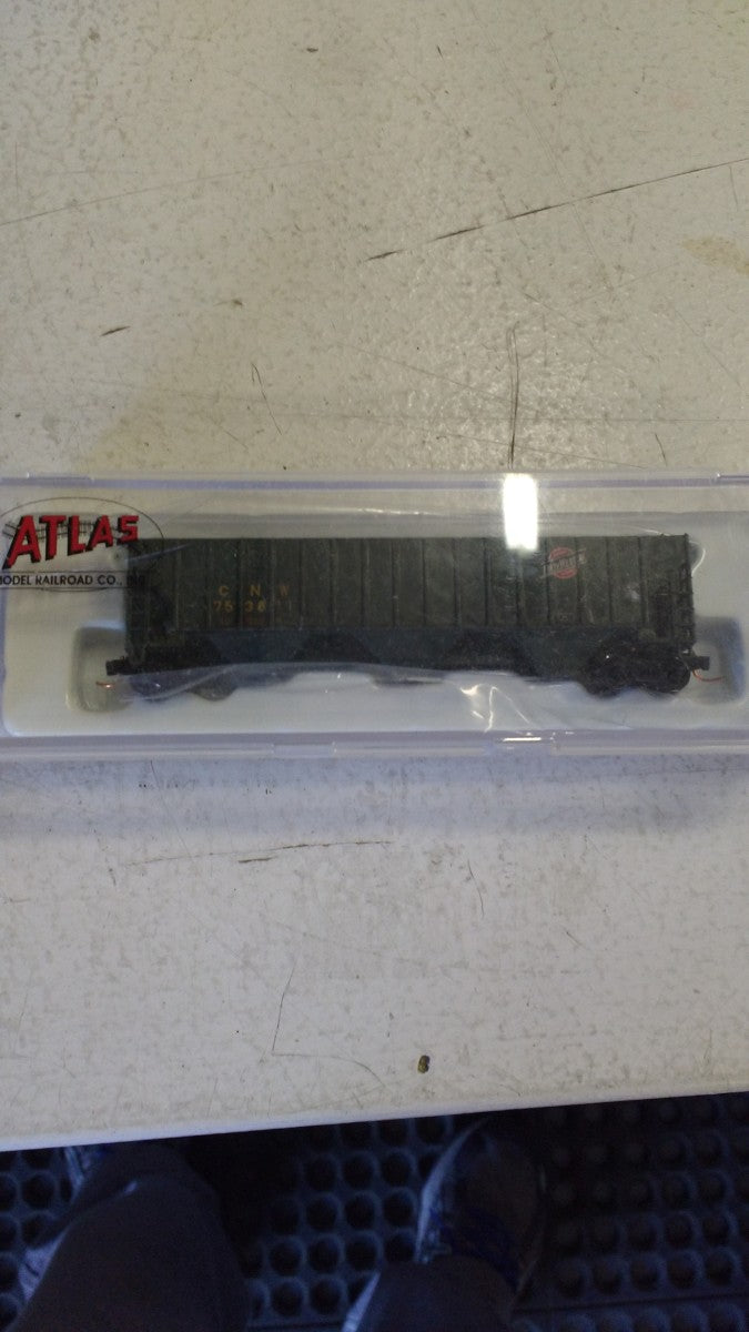 Atlas 5543-3 Thrall Covered Hopper, CNW #753811