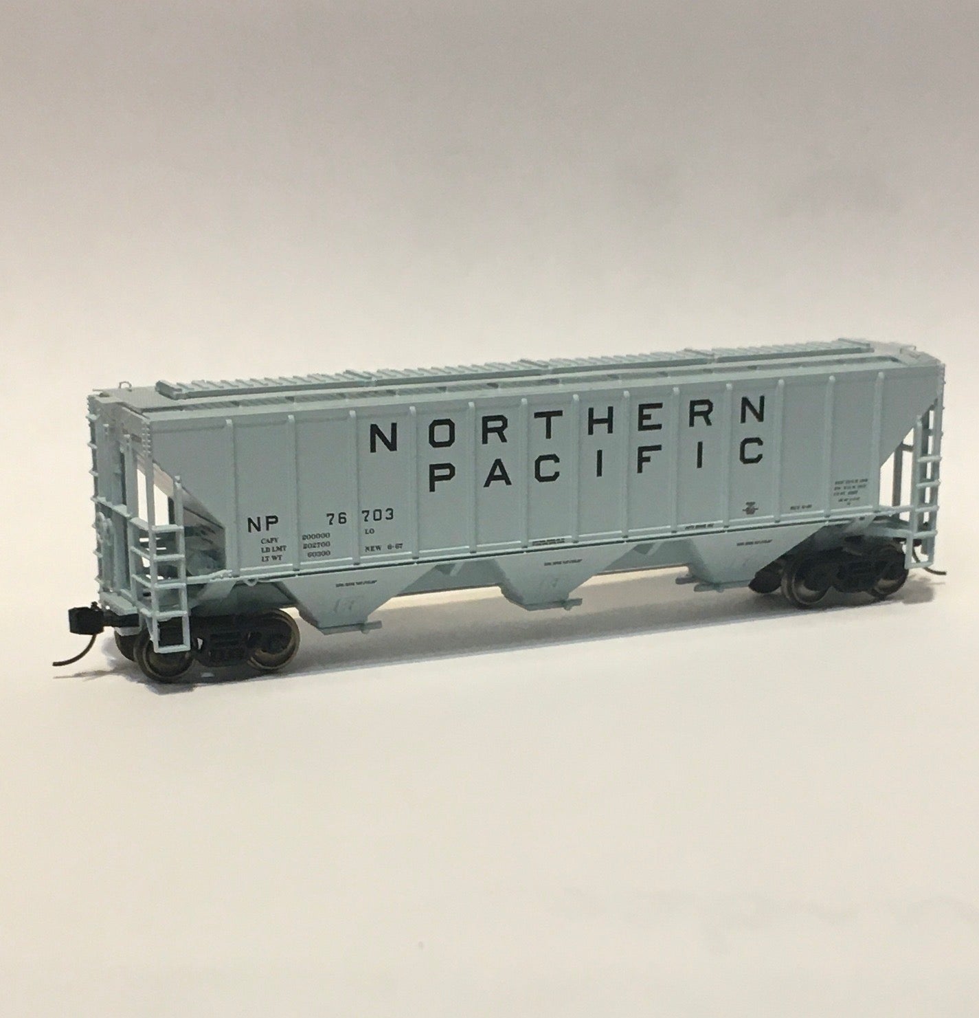 Trainworx Inc. 24433-04 N Northern Pacific PS 4427 Covered Hopper #76841