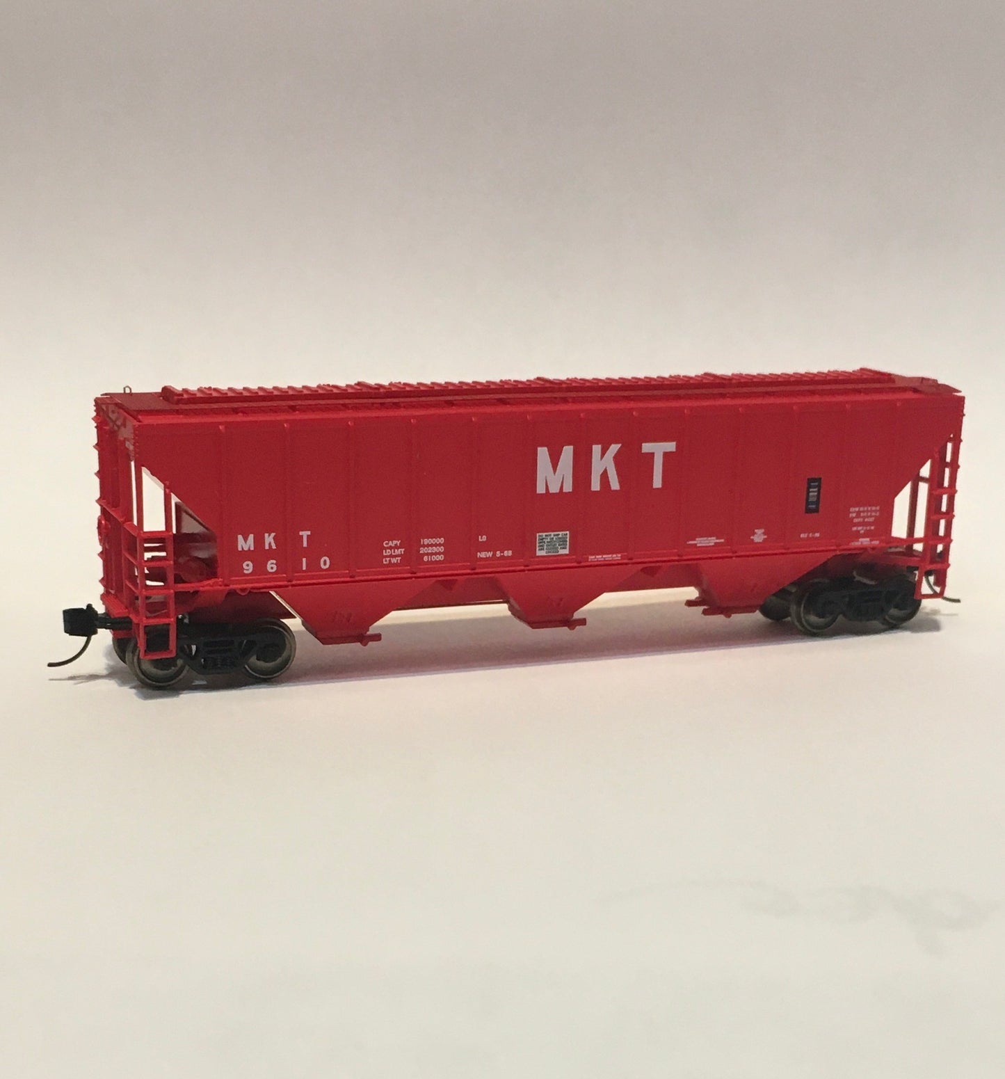Trainworx Inc. 24472-04 N MKT PS 4427 Covered Hopper #9856