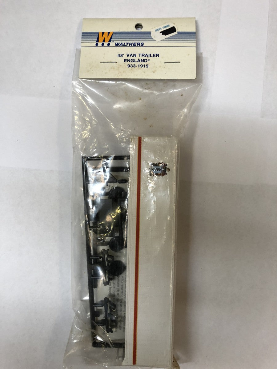 Walthers 933-1915 HO England 48’ Van Trailer Kit