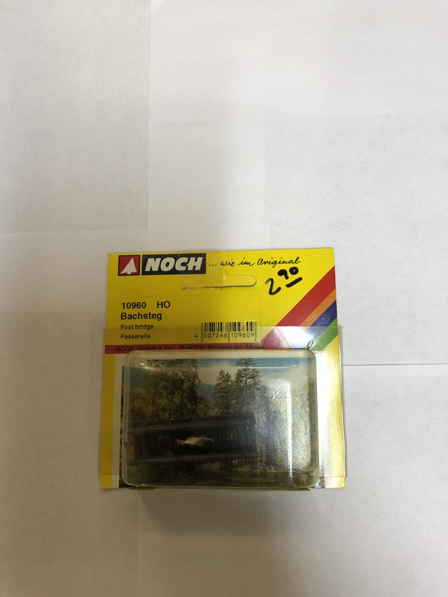 Noch 10960 HO Bachsteg Foot bridge Passerelle