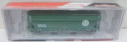InterMountain 67024-11 BNSF Green 3-Bay Hopper