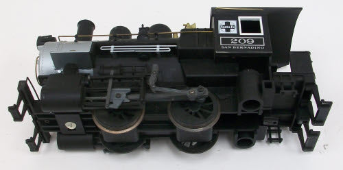 Aristo-Craft 28009 Santa Fe 0-4-0 G Gauge Steam Freight Starter Train Set