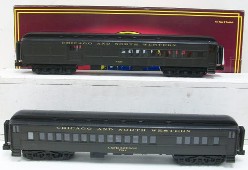 MTH 20-4188 O CNW 70' Madison Combine/Diner Passenger Car Set (Set of 2)