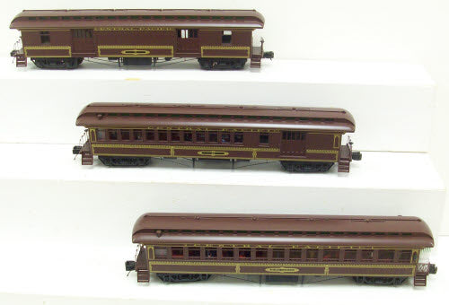 MTH 20-62028 O Central Pacific 64' Woodsided Passenger Add-On Set (Set of 3)