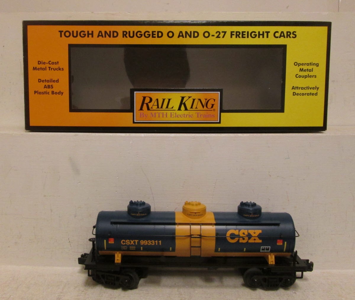 MTH 30-73351 O Gauge CSX 3-Dome Tank Car #993311