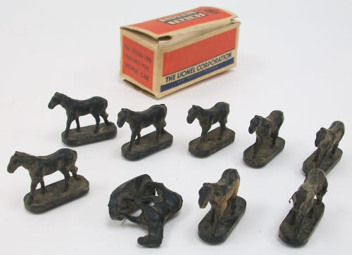 Lionel 3356-100 Vintage O Set of Black Horse Figures (Box of 9)