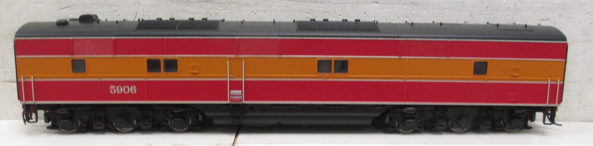 Broadway Limited 671 HO Southern Pacific EMD Diesel E7B Dummy #5906