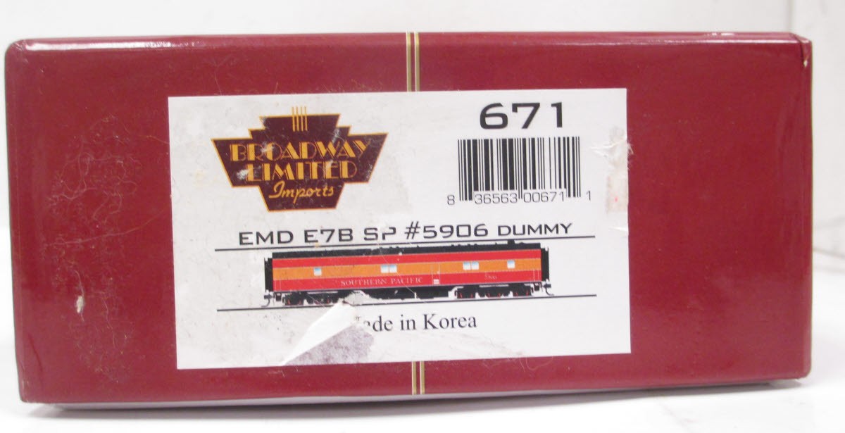 Broadway Limited 671 HO Southern Pacific EMD Diesel E7B Dummy #5906