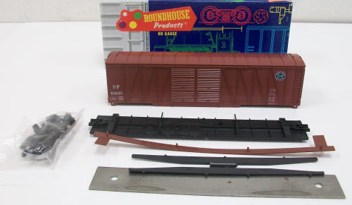 Roundhouse 2163 HO Southern Pacific Out-Brace Boxcar #69235 Kit