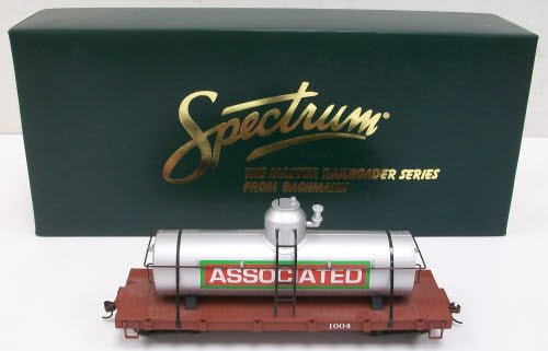 Bachmann 27148 On30 Associated Tank Car #1004