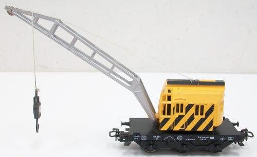 Marklin 4671 HO Scale Crane Car with Operating Crane