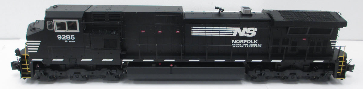 Aristo-Craft 23014 G Norfolk Southern GE Dash-9 Diesel Locomotive