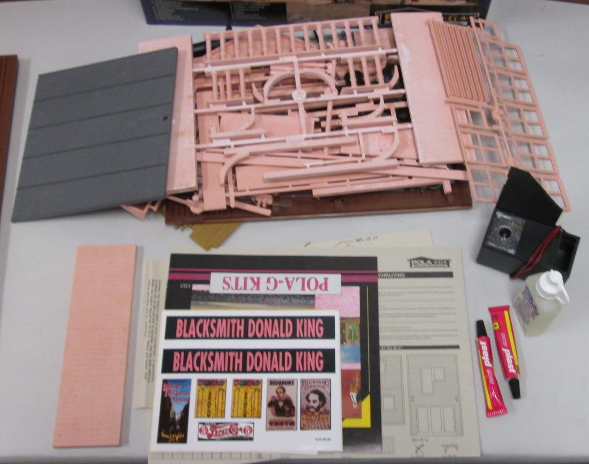 Pola 1813 G Scale "Donald King" Blacksmith Model Building Kit