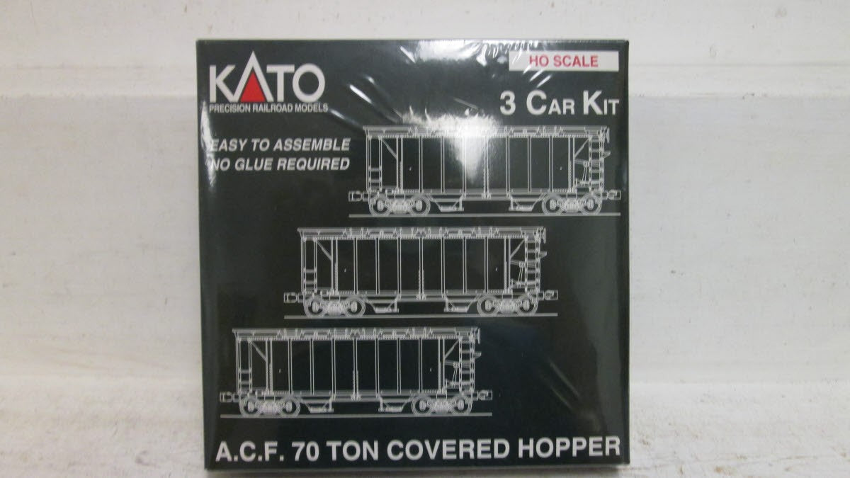 Kato 38-0109 Nickel Plate Road ACF 70 Ton Covered Hopper 3-Car Model Kit