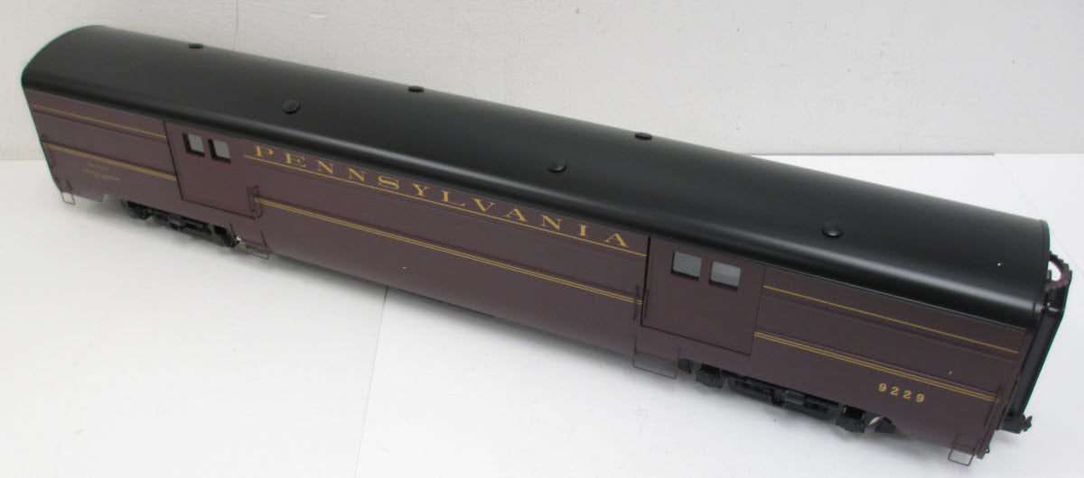 USA Trains 310202 G Pennsylvania Streamline Baggage Car - Metal Wheels