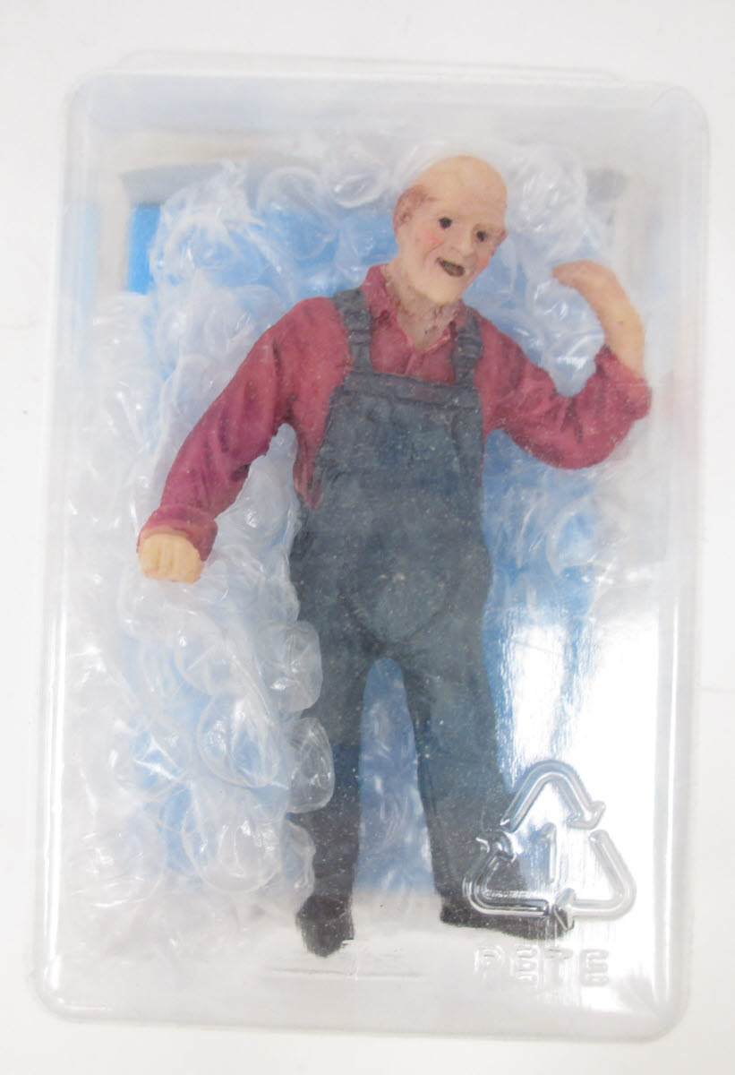 Just Plain Folk 194 G Scale Man in Overalls