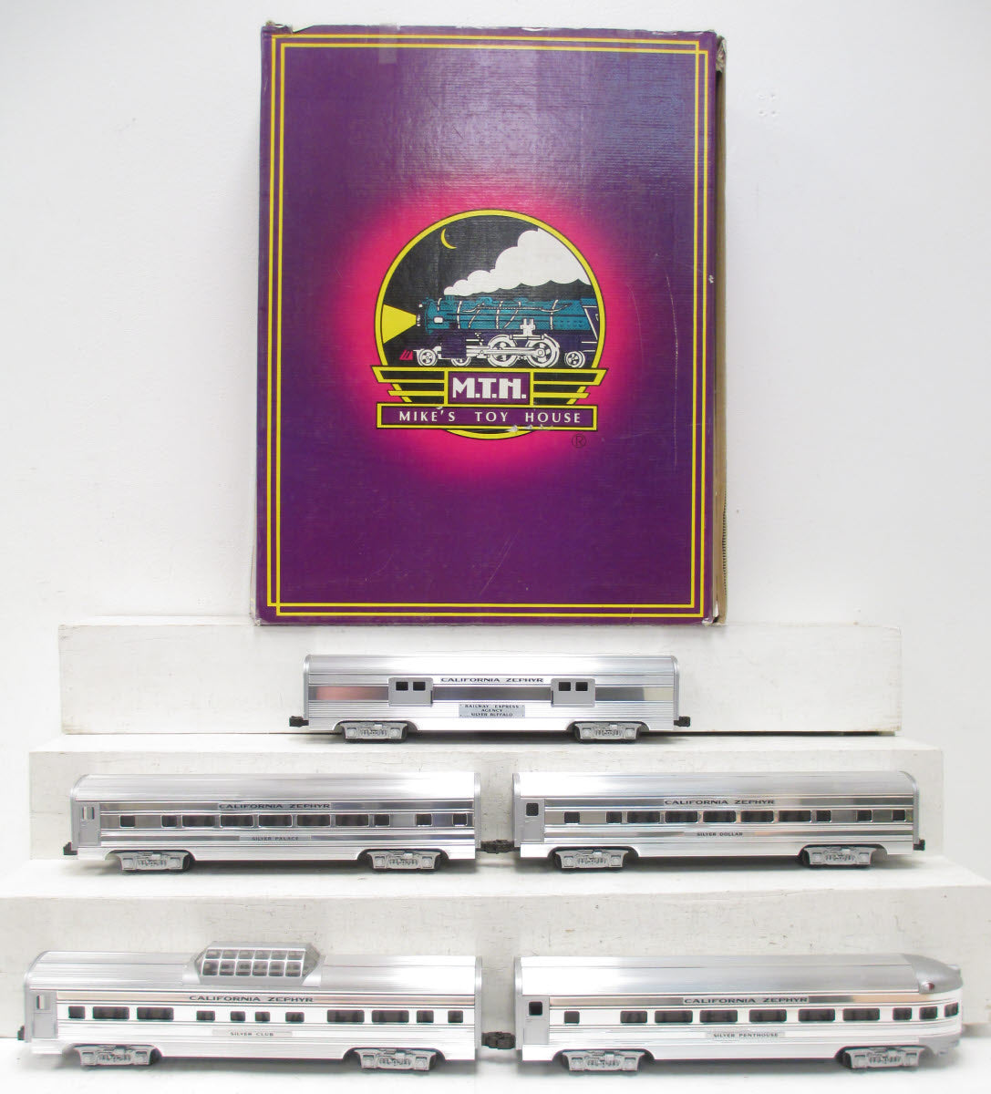 MTH 20-6004 O California Zephyr 60' Aluminum Passenger Car Set (Set of 5)