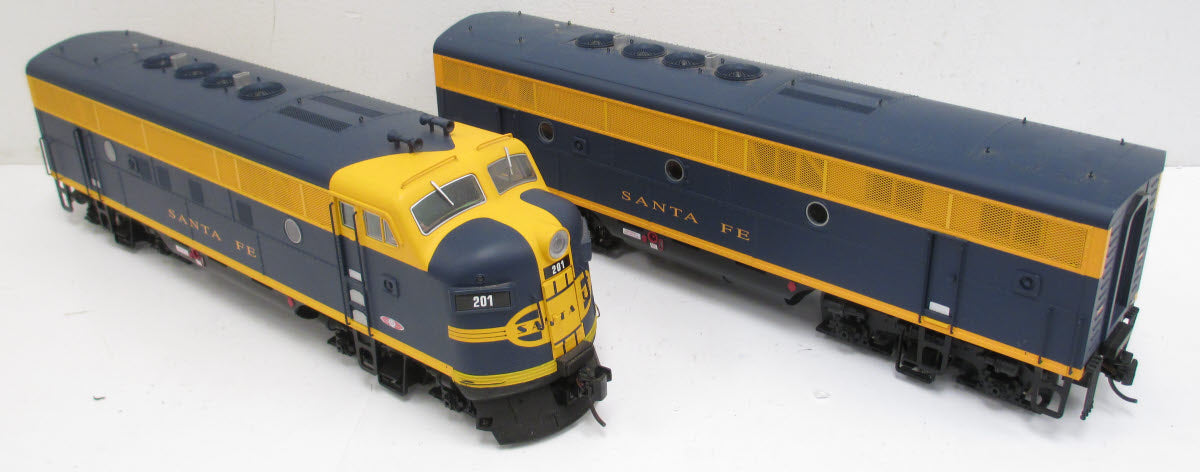 USA Trains 22264 G Atchison, Topeka & Santa Fe F-3 AB Diesel Locomotive Set