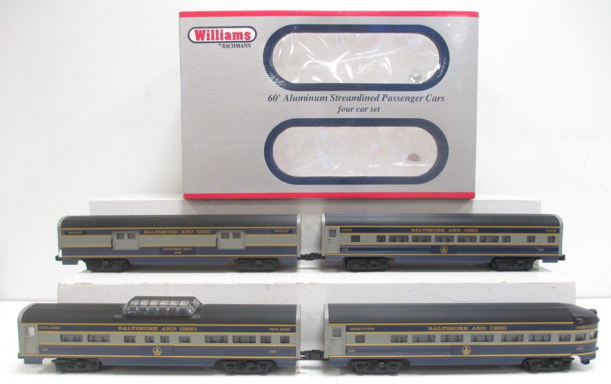 Williams 43051 O Gauge Baltimore & Ohio 60 Ft. Streamline Passenger Car 4-Pack