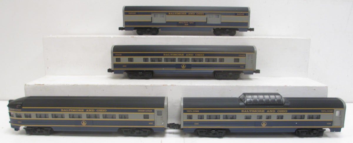 Williams 43051 O Gauge Baltimore & Ohio 60 Ft. Streamline Passenger Car 4-Pack